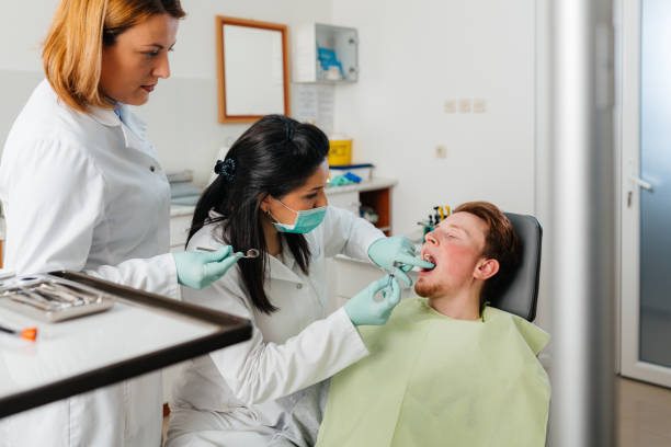Best Weekend Emergency Dentist in Lowell, MI